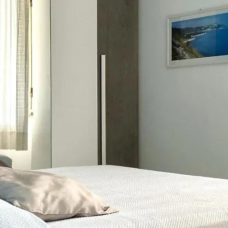 Apartment M395 - Marcelli, Trilocale Sul Mare Con Patio E Privata