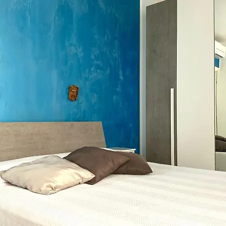 M395 - Marcelli, Trilocale Sul Mare Con Patio E Privata Apartment